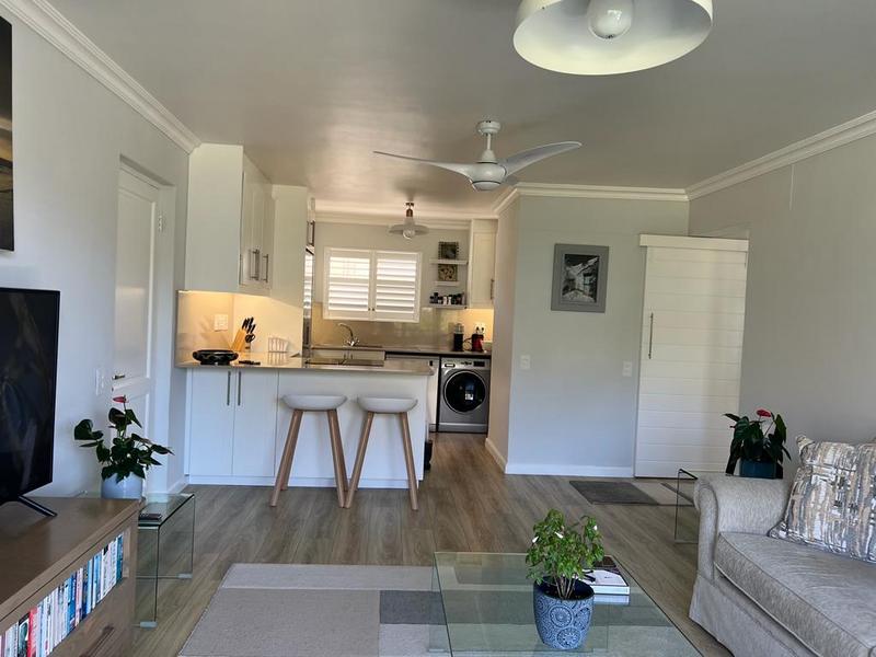 2 Bedroom Property for Sale in Hout Bay Western Cape